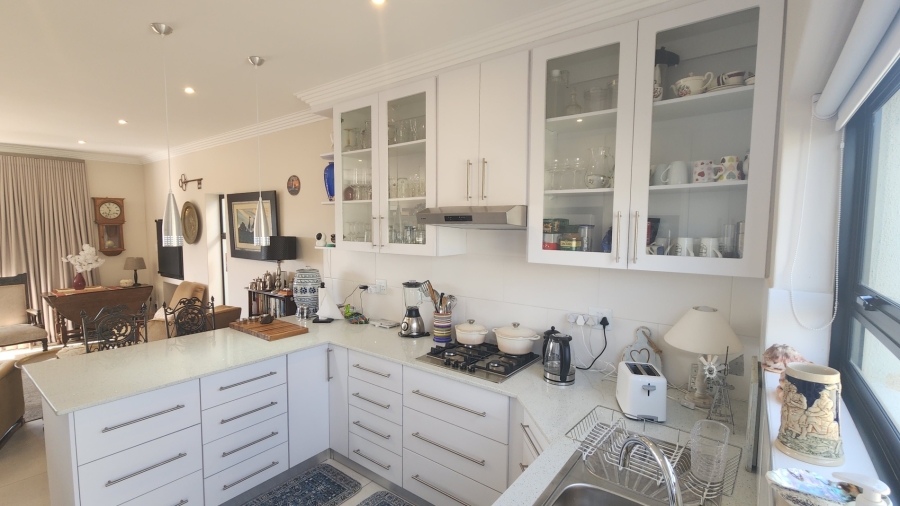 3 Bedroom Property for Sale in Hartenbos Heuwels Western Cape